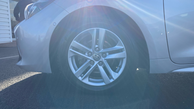 Toyota Corolla 1.8 VVT-i Hybrid Icon Tech 5dr CVT Hybrid Hatchback